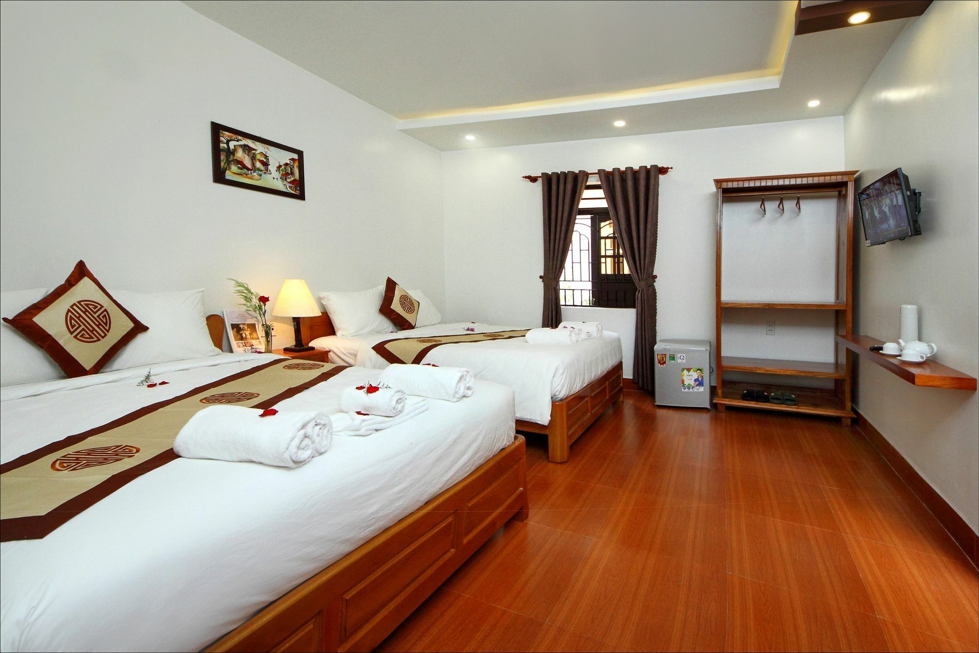 Blue Lake Homestay Хойан Экстерьер фото
