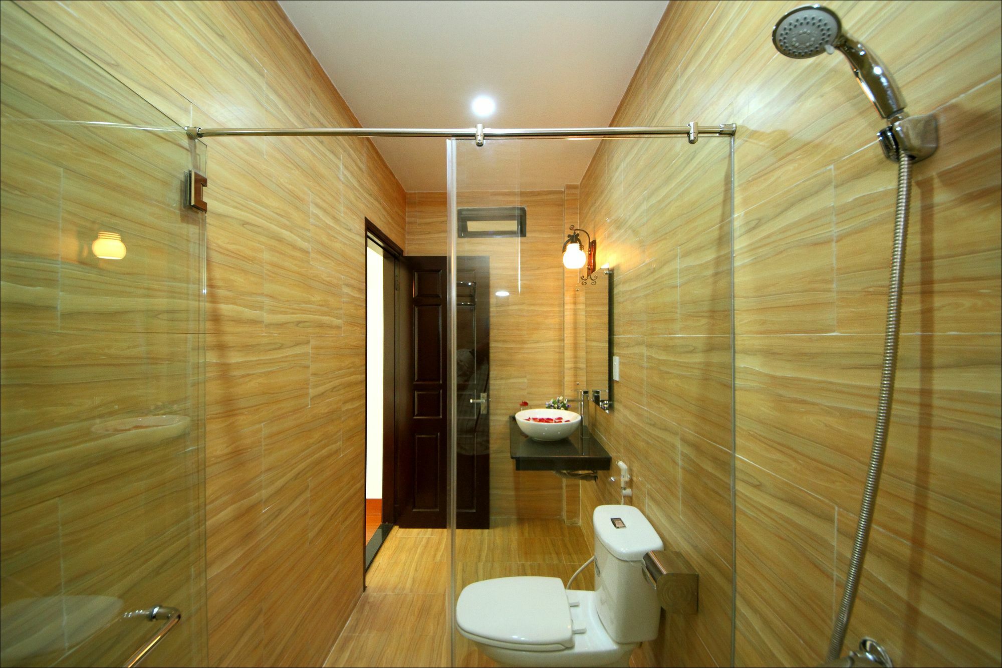 Blue Lake Homestay Хойан Экстерьер фото